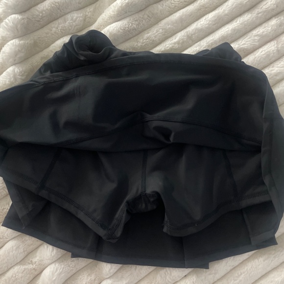 athletic skirt - Picture 4 of 4